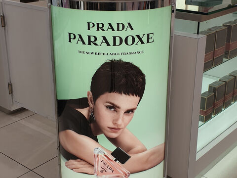 20220919 FTC Centreplce Prada1